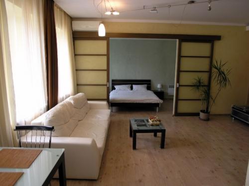 Как из однокомнатной квартиры сделать двухкомнатную с детской. Как из однокомнатной квартиры сделать двухкомнатную