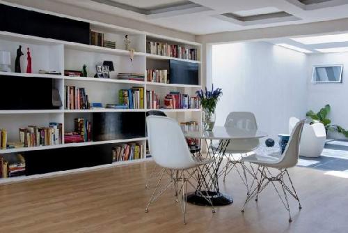 Стулья Eames в интерьере. Чем отличается стул Eames от подобных пластиковых моделей