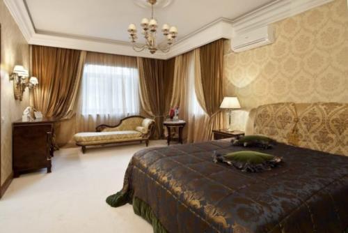 Обои в маленькую узкую спальню. Виды обоев для спальни