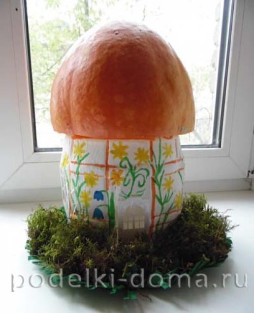 Сказочный домик из пластиковой бутылки. Гриб-дом из бутылки Отредактирова. 2019
