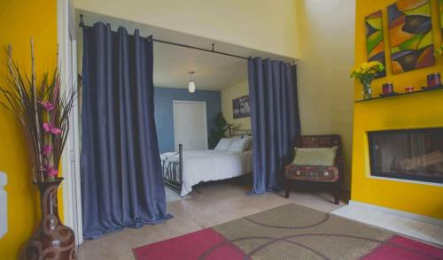 Разделить комнату на две стеной. 6 главных способов, как правильно разделить комнату на 2 зоны