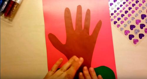 Поделки ко дню матери в начальной школе из бумаги. Делаем поделку с детьми начальной школы (1 класс)