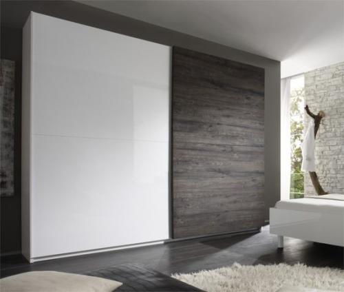 Шкаф-купе на всю стену в спальню. Матовые фасады