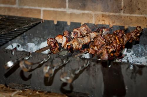 Тандыр или мангал, что лучше. Какой шашлык вкуснее: на мангале или в тандыре? Экспертиза