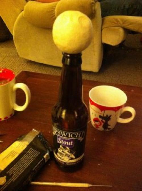 Как сделать из пластиковой бутылки куклу. Мастер-класс по созданию бутылок для кукол и румбоксов из разной мелочи 03 Как сделать из пластиковой бутылки куклу. Мастер-класс по созданию бутылок для кукол и румбоксов из разной мелочи 03