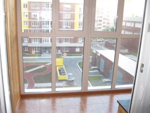 Как утеплить балкон с холодным остеклением без замены остекления. Каким бывает панорамное остекление?