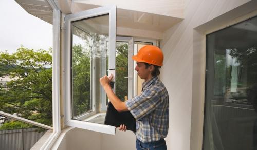 В какую погоду лучше ставить пластиковые окна. Установка металлопластикового окна