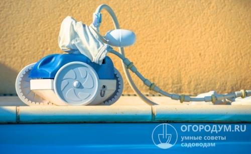 Чем помыть бассейн после слива воды. Как почистить бассейн, не сливая воду, в домашних условиях