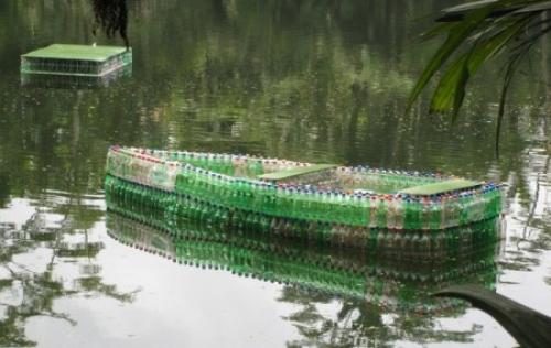 Как сделать лодку из пустых бутылок. Лодка из бутылок