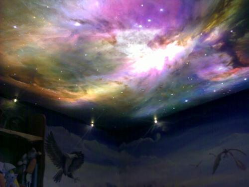 Оригинальные идеи натяжных потолков для интерьера 03