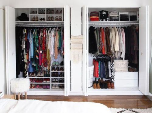 Как сэкономить место в шкафу. Просто и полезно: 6 лайфхаков для экономии места в шкафах с одеждой 09