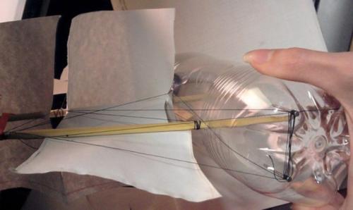 Как сделать из пластиковых бутылок лодку. Как сделать лодку из пластиковых бутылок 09