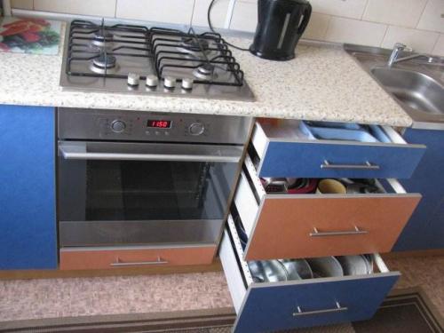 Маленькая кухня в нише. Дизайн маленькой кухни в живых примерах (40 фото)