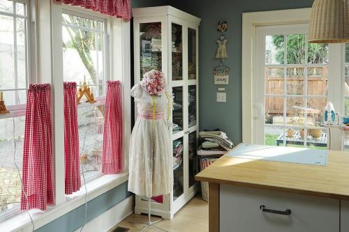 Карниз кафе своими руками. Карнизы-кафе: идеи для интерьера