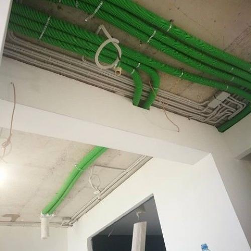 Дизайн спальни без окна дизайн. Освещение 03