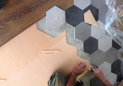 Плитка в коридоре у порога. Шестигранка в коридоре. Мой опыт и советы