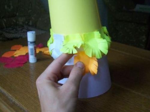 Попугай из пластиковых бутылок своими руками. Попугай из пластиковых ложек и бутылок 24