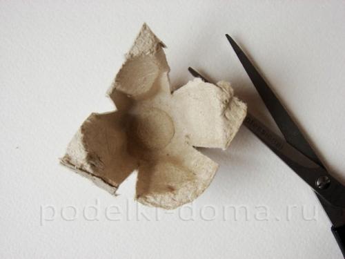 Поделки из лотков для яиц своими руками. Цветы из яичных лотков Отредактирова. 2019