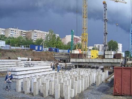 Вдавливаемые сваи. Технология забивания свай