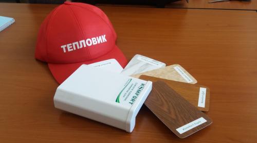 Подоконник глянец или матовый.