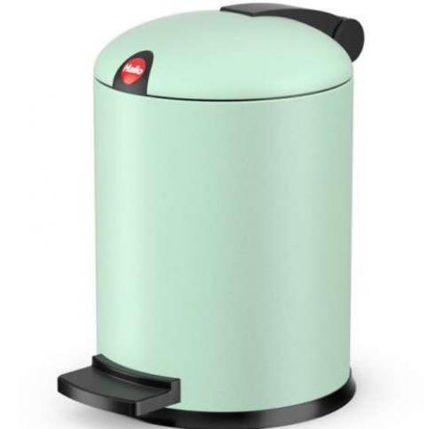 Мусорное ведро для кухни своими руками. Как выбрать ведро для мусора на кухню: материалы, разновидности, советы по уходу