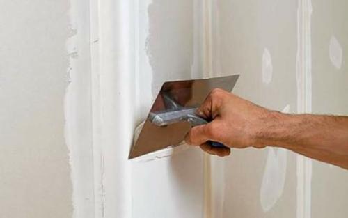 Чем грунтовать гипсокартон перед поклейкой обоев. Подготовка поверхности