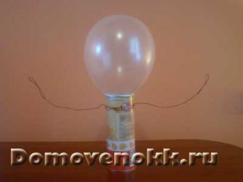 Украшения из марли на Хэллоуин. Как сделать приведение на Хэллоуин из марли