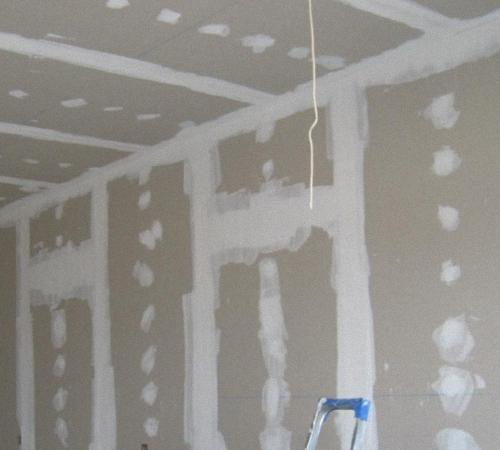 Запах от гипсокартона. Свойства гипсокартона с позиции экологичности
