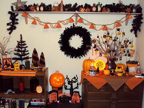 Как украсить офис на Хэллоуин. Украшения и поделки на Хэллоуин своими руками 09