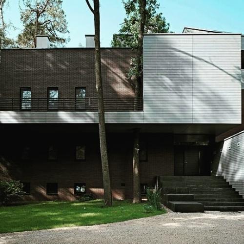 Дом с винтовой лестницей 05