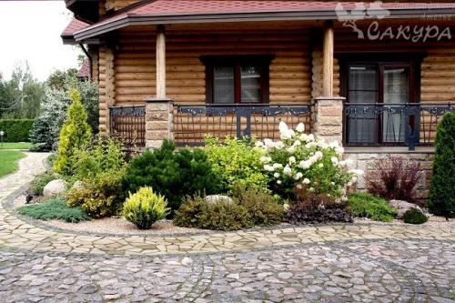 Дизайн участка перед домом. Оформление большого палисадника 17