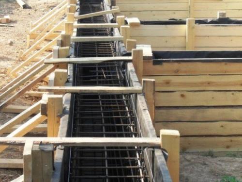 Кладка пеноблоков своими руками. Фундамент под кладку из пенобетонных блоков