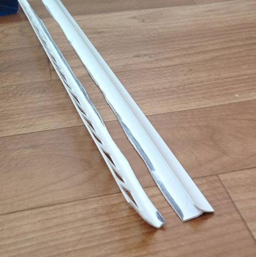 Как заклеить окна уплотнителем. Чем заделать пластиковые окна, чтобы не дуло