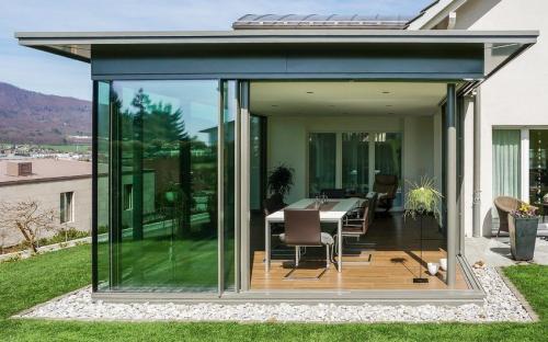 Проекты веранд пристроенных к дому. Закрытые веранды, пристроенные к дому: фото-идеи для воплощения