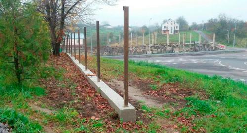 Как правильно залить фундамент под забор. Очередность наливки