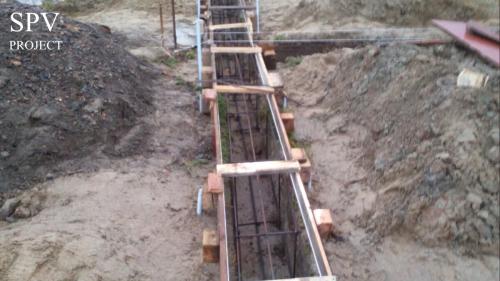 Как правильно залить фундамент под дом. Доброго времени суток! Хочу поделиться опытом закладки фундамента, на своем примере.