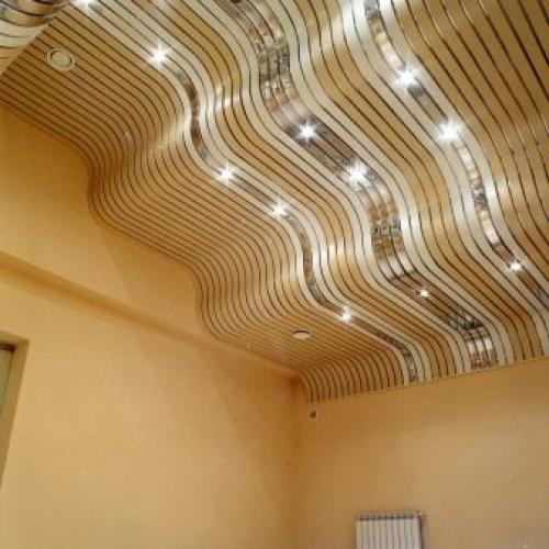 Потолки из алюминиевых панелей в ванной комнате. Причины популярности реечных потолков в ванной комнате 06 Потолки из алюминиевых панелей в ванной комнате. Причины популярности реечных потолков в ванной комнате 06