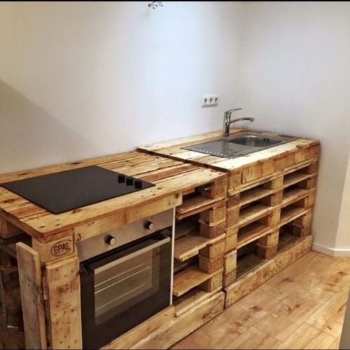 9 предметов для дома, которые можно сделать из обычных палет 01