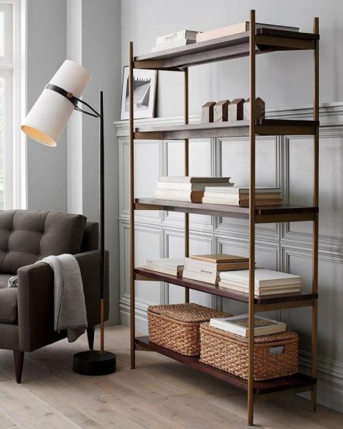 Стеллаж в интерьере: выбор формы, цвета и материала