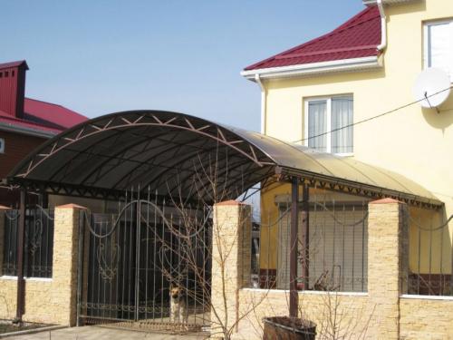 Прямой навес из поликарбоната. Навесы из поликарбоната — самостоятельное изготовление и особенности проектирования (100 фото)