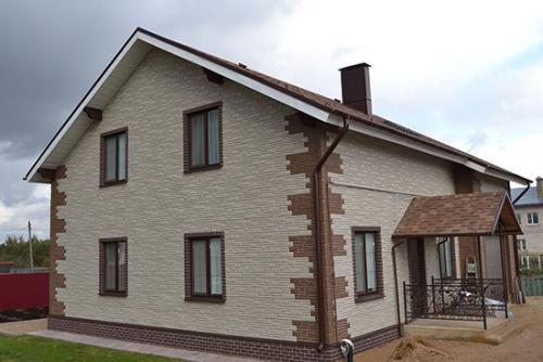 Отделка деревянного дома снаружи. Натуральное дерево для обшивки деревянного дома