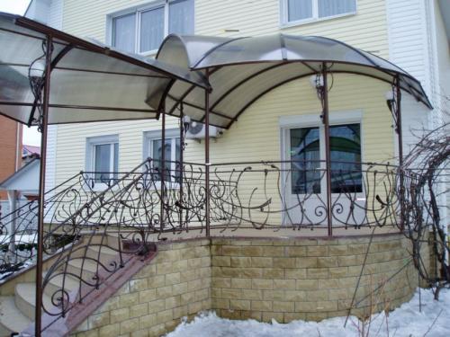 Дизайн навесов из поликарбоната. Навес во дворе частного дома из поликарбоната и других материалов (250 ФОТО ИДЕЙ) — Красивый вид, удобство и практичность