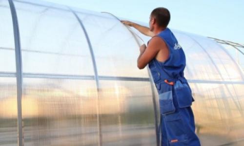 Поликарбонат вдоль или поперек. Ошибки с расположением листов