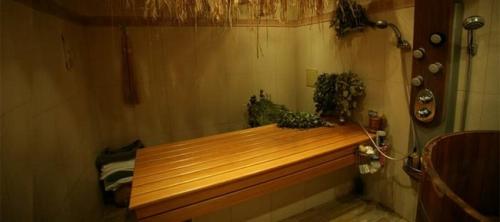 Мойка в бане дизайн интерьера. Отделка покрытиями из керамической или клинкерной плитки 17