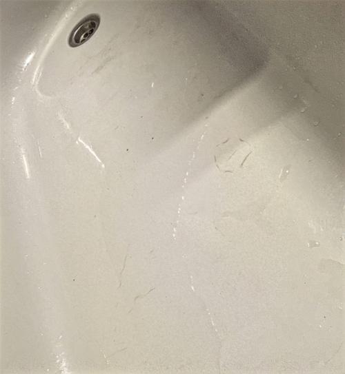 Акриловая ванна хрустит. Как я стал жертвой акриловой ванны: личный опыт