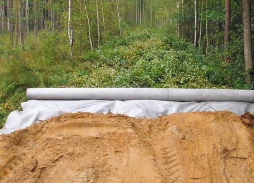 Заезд на участок ниже дороги. Строительство подъездной дороги с использованием геотекстиля