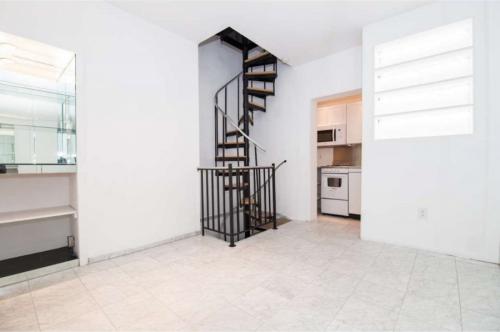 Надстроить второй этаж деревянного дома. Особенности надстройки мансарды 15 Надстроить второй этаж деревянного дома. Особенности надстройки мансарды 15