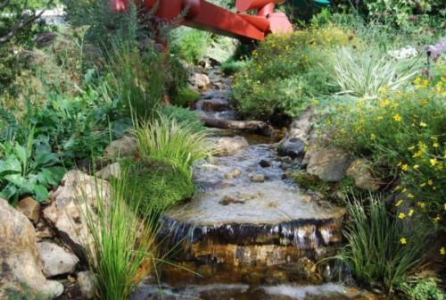 Примеры садового пруда. Как облагородить пруд на даче своими руками – поэтапное обустройство водоема