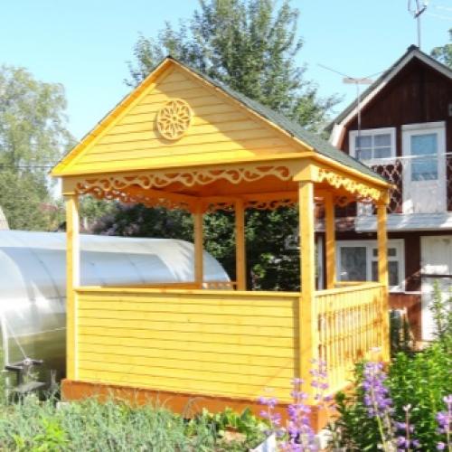 Деревянный фронтон в кирпичном доме. Модификации архитектурных элементов 01