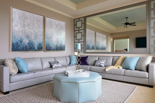 Зеркала в интерьере гостинной 01